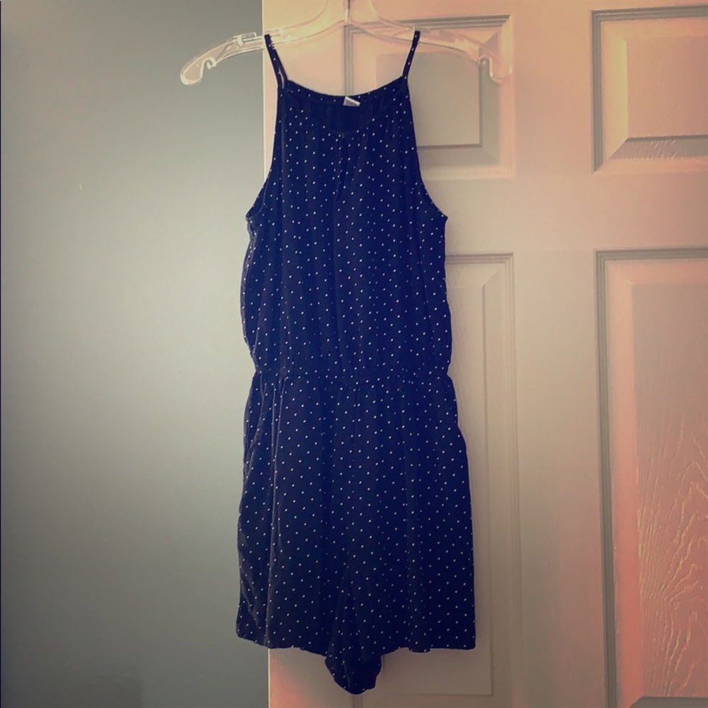 Black romper with pockets!